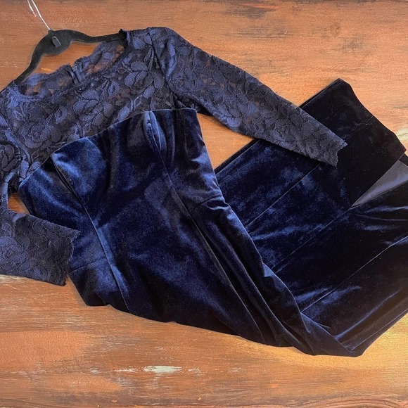 Eliza J. Women's Velour Cocktail Dress Lace Back Size 2 - Picture 1 of 11